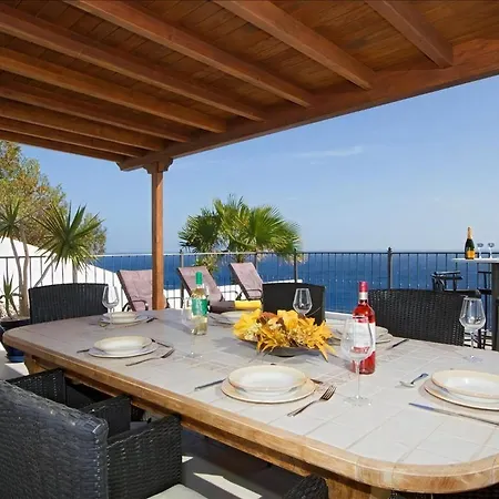 Villa Stunning Seaview Casa Tosco 5 Bedroom Pool Table Overlooking Old Town *