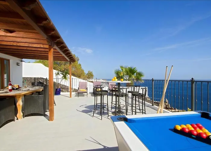 Stunning Seaview Casa Tosco 5 Bedroom Pool Table *