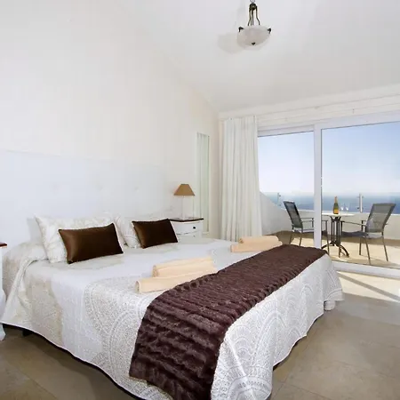 빌라 Stunning Seaview Casa Tosco 5 Bedroom Pool Table