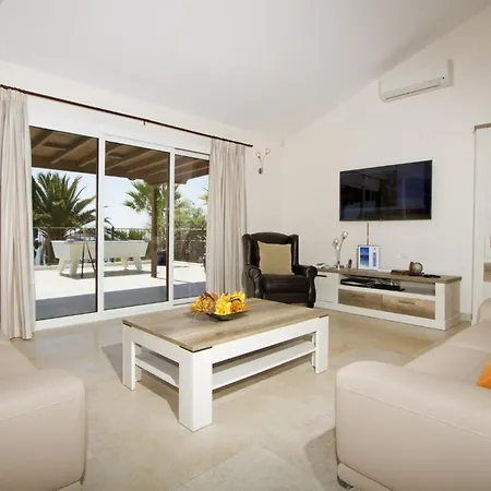 Stunning Seaview Casa Tosco 5 Bedroom Pool Table Overlooking Old Town *
