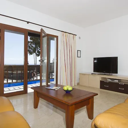 Stunning Seaview Casa Tosco 5 Bedroom Pool Table Overlooking Old Town