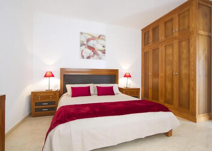 Stunning Seaview Casa Tosco 5 Bedroom Pool Table * Puerto del Carmen (Lanzarote)