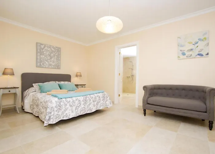 Stunning Seaview Casa Tosco 5 Bedroom Pool Table Villa *